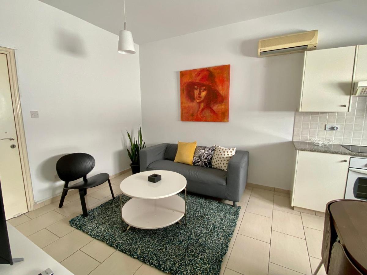 Cosy One Bedroom Apartment In Pafos Exterior foto